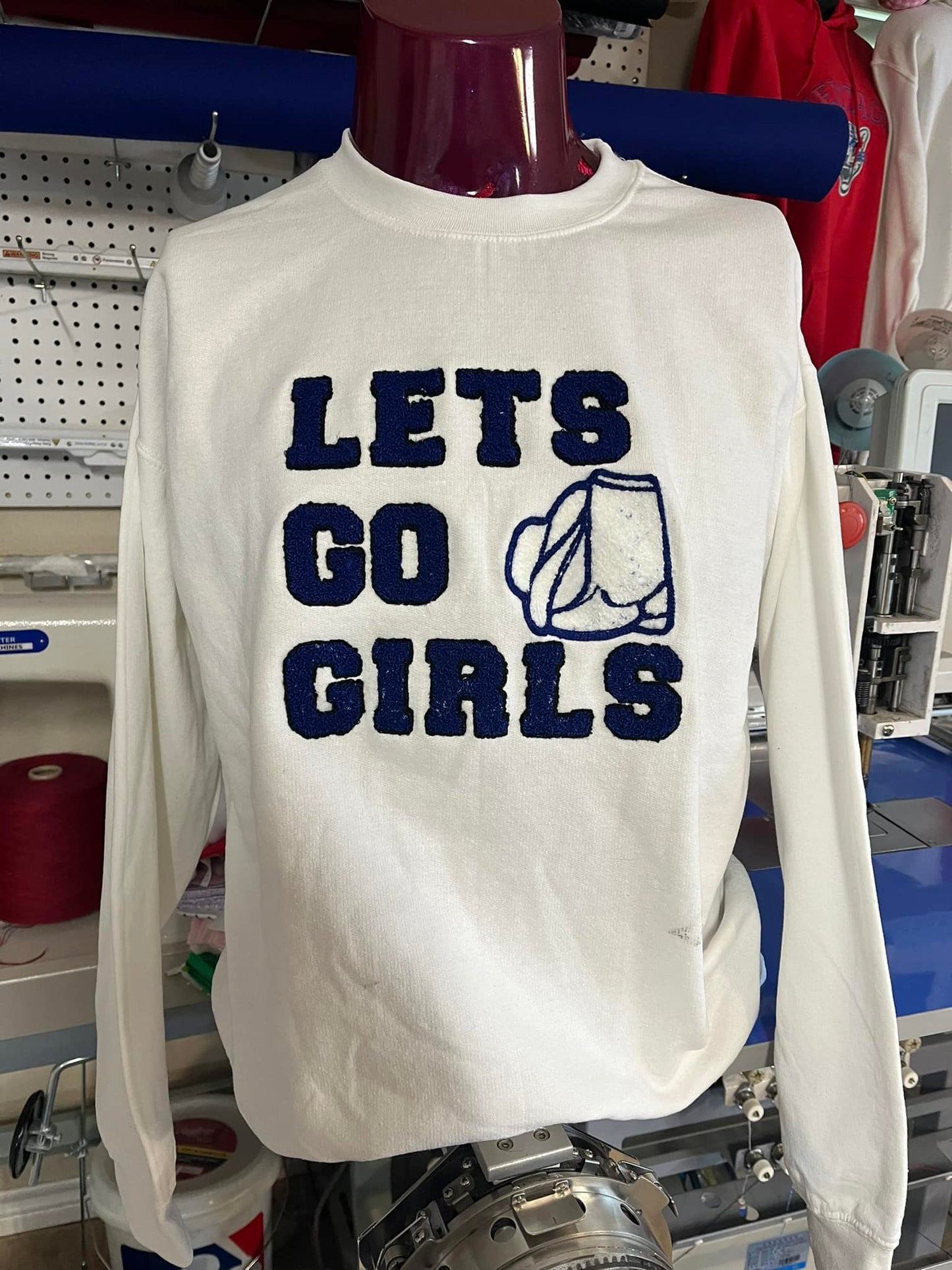 Chenille Let's Go Girls