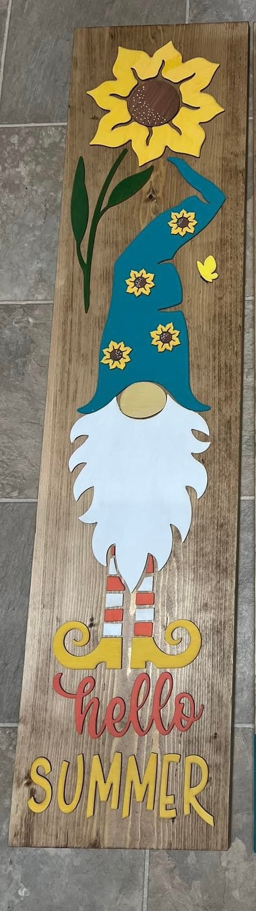 Hello Summer Gnome Sign
